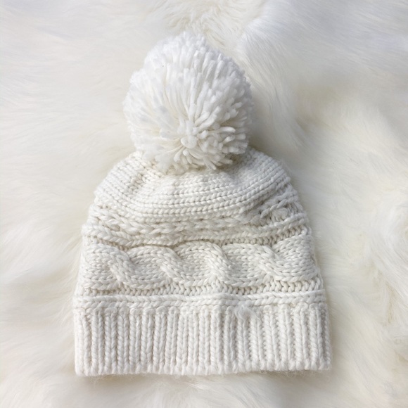 Hollister White Pom Pom Beanie Knit Hat 